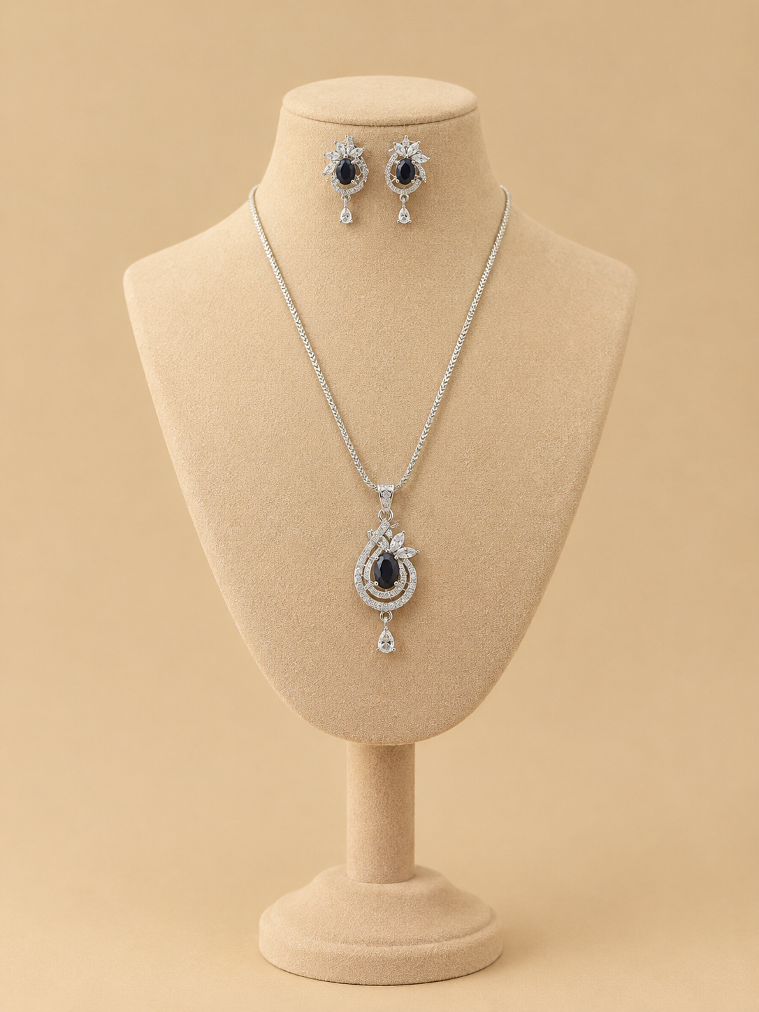 Noir droplet 0053